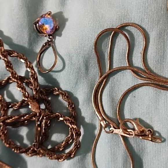 Mixed Lot Costume Jewelry - Picture 2 of 3